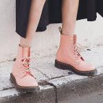 Shopbop 現(xiàn)有 Dr.Martens 系列超多經(jīng)典款式 